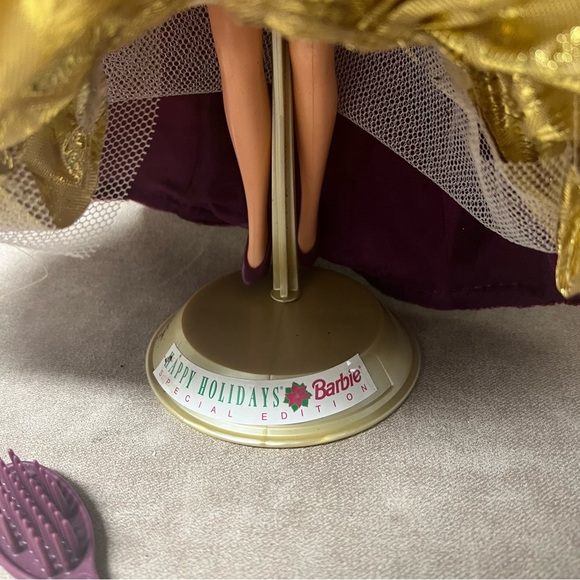 Happy Holidays 1996 Special Edition Barbie Doll-doll only -no box - Picture 6 of 6